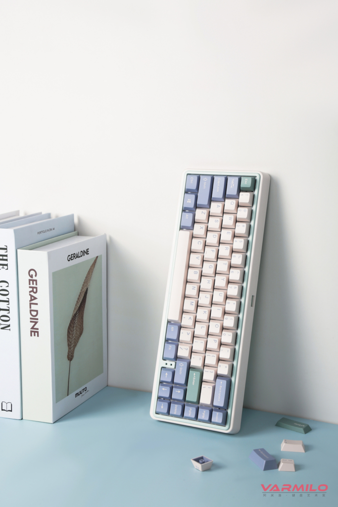 Varmilo VXT67 Minilo Eucalyptus / Cherry MX Silent Red 20