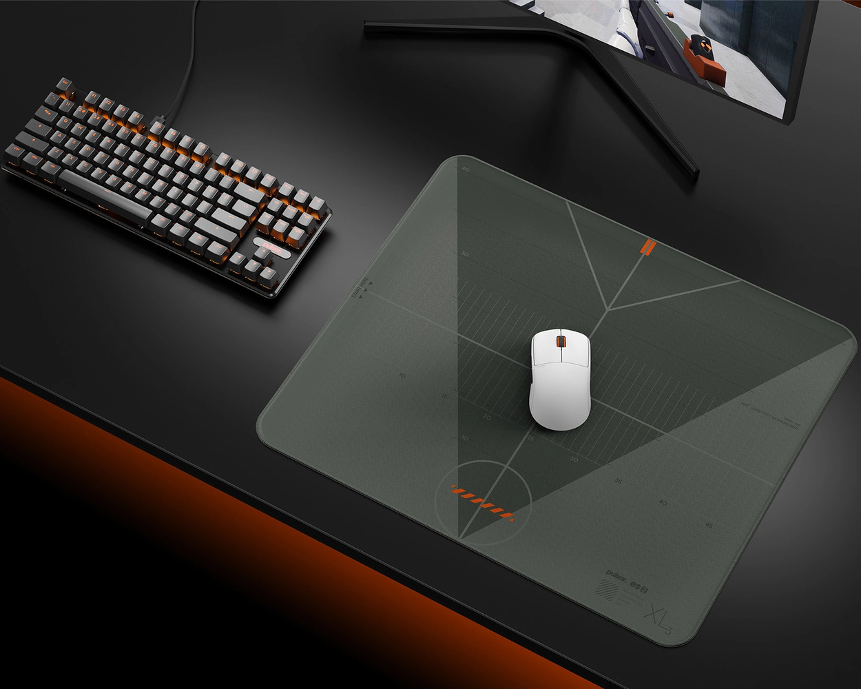 Pulsar ES2 Gaming Mousepad - Aim Trainer Limited Edition 8